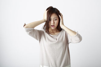 不眠症の人が抱える関連症状