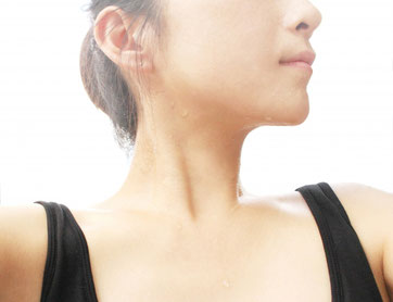 ほうれい線・二重顎・リフトアップ・首のシワのセルフケア